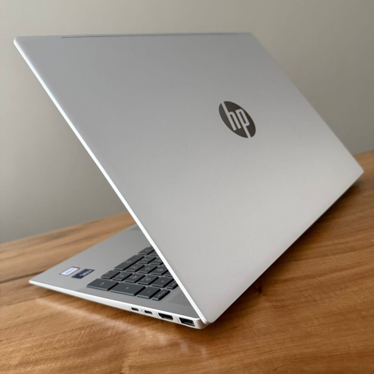 hp-pavilion-open-6